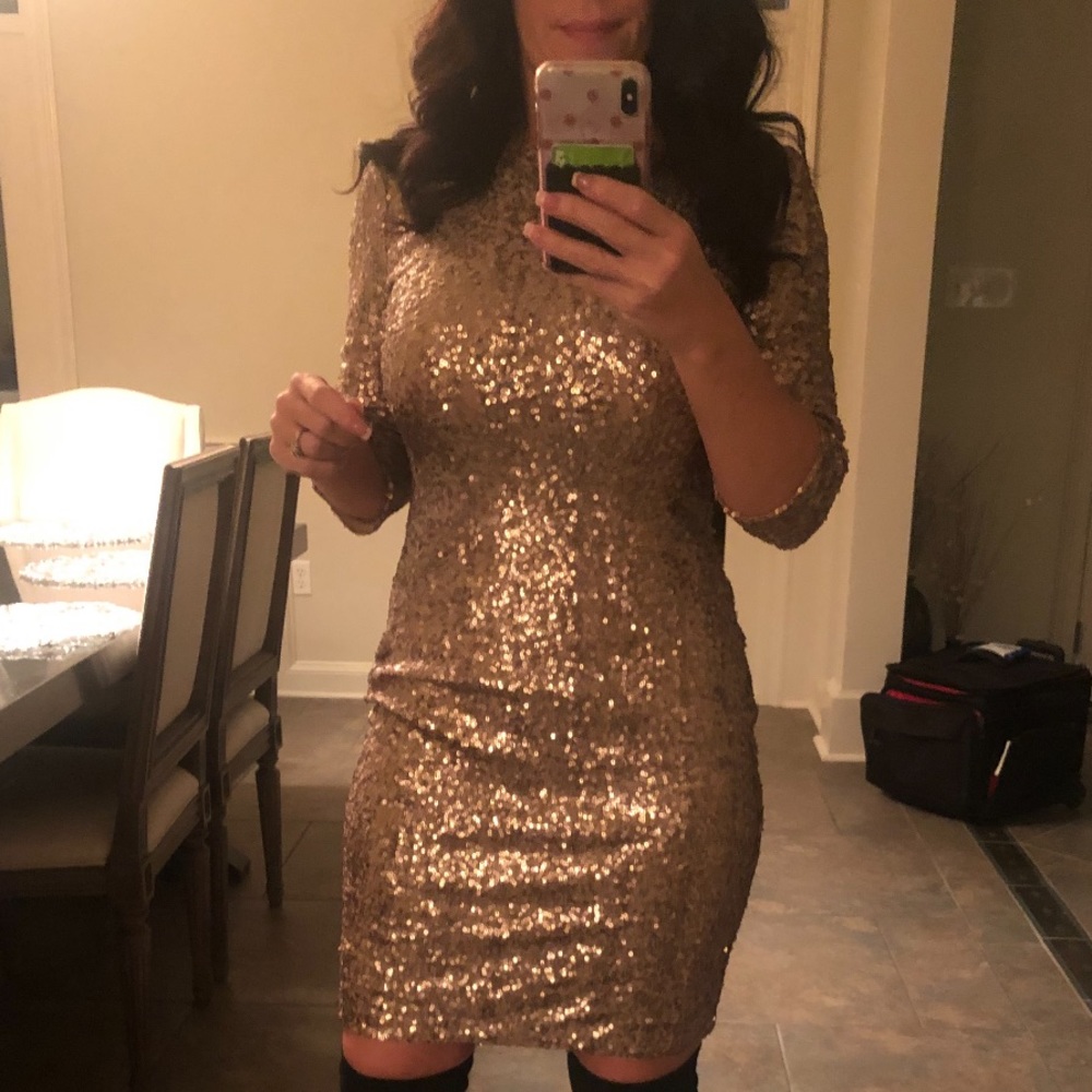 Gold sequin only wore once